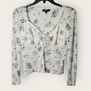 Self Esteem White Floral Lace Tie Front Long Sleeve Top Size Small